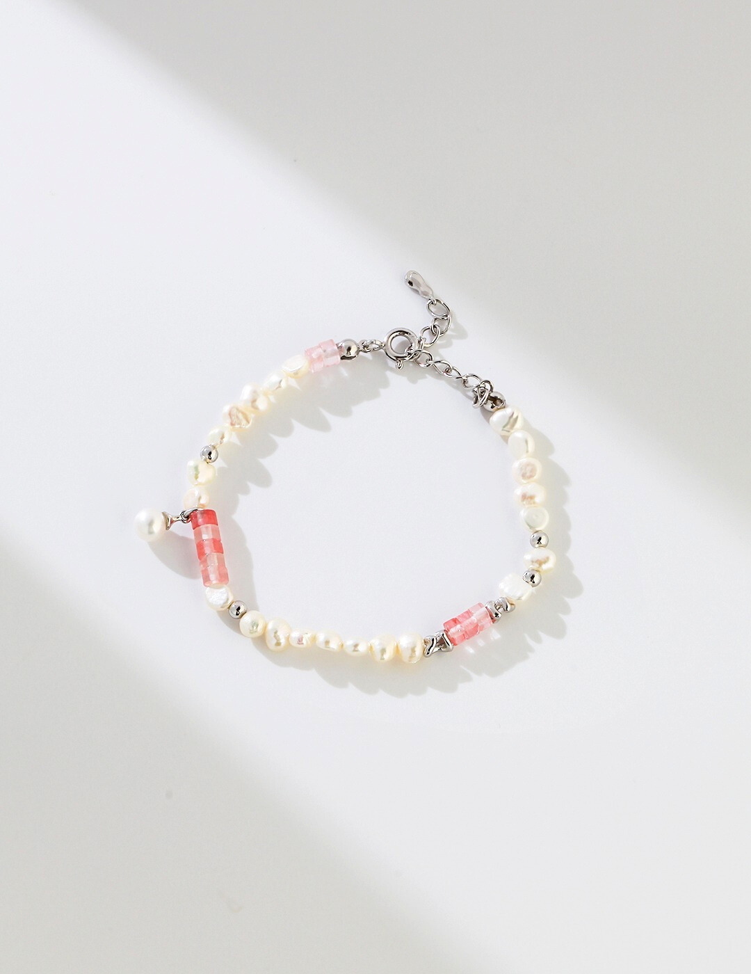 Peach Blossom Pearl Bracelet