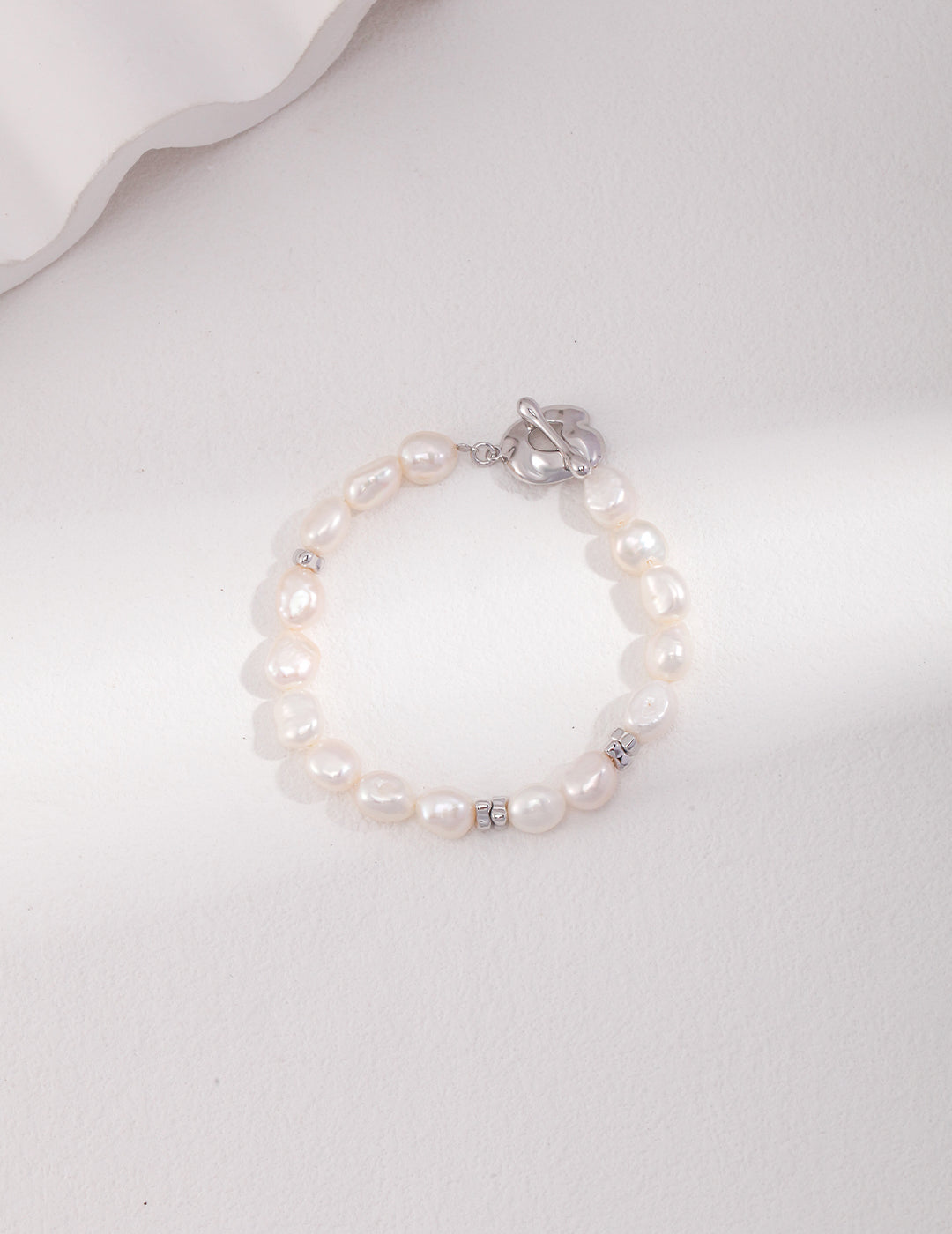 Timeless Fusion Pearl Bracelet